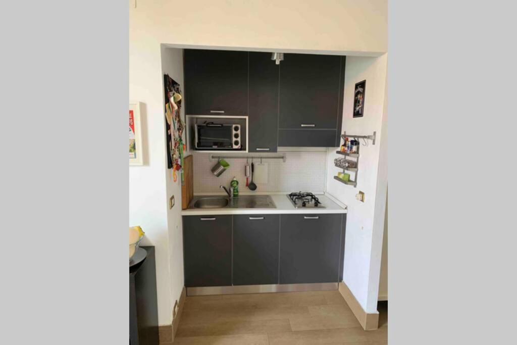 Appartamento Splendido Con Tutti Servizi In Zona Navigli Mailand Exterior foto
